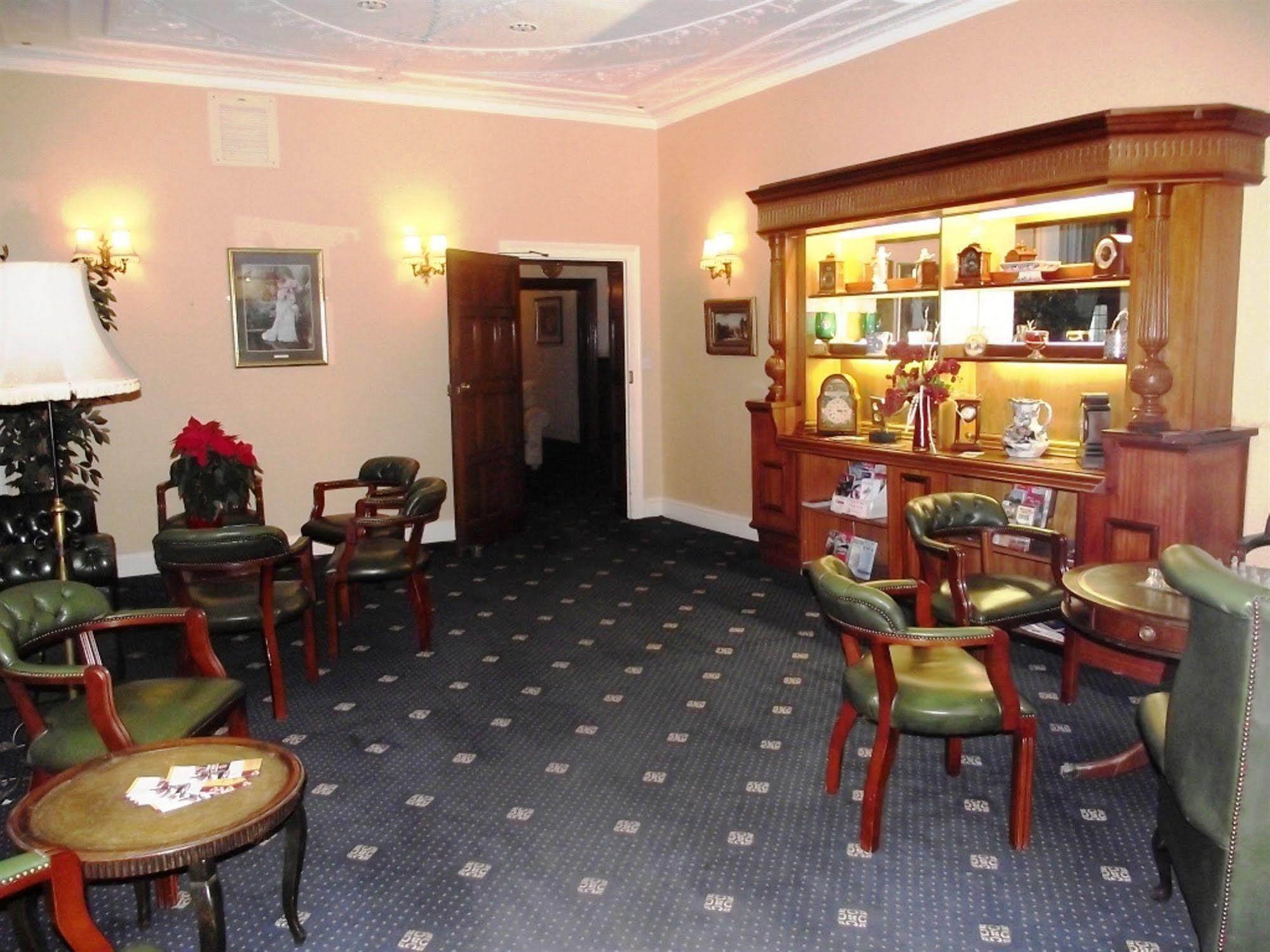 Bryn Howel Hotel ランゴレン エクステリア 写真