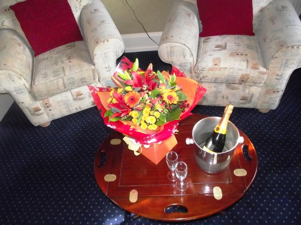 Bryn Howel Hotel ランゴレン エクステリア 写真
